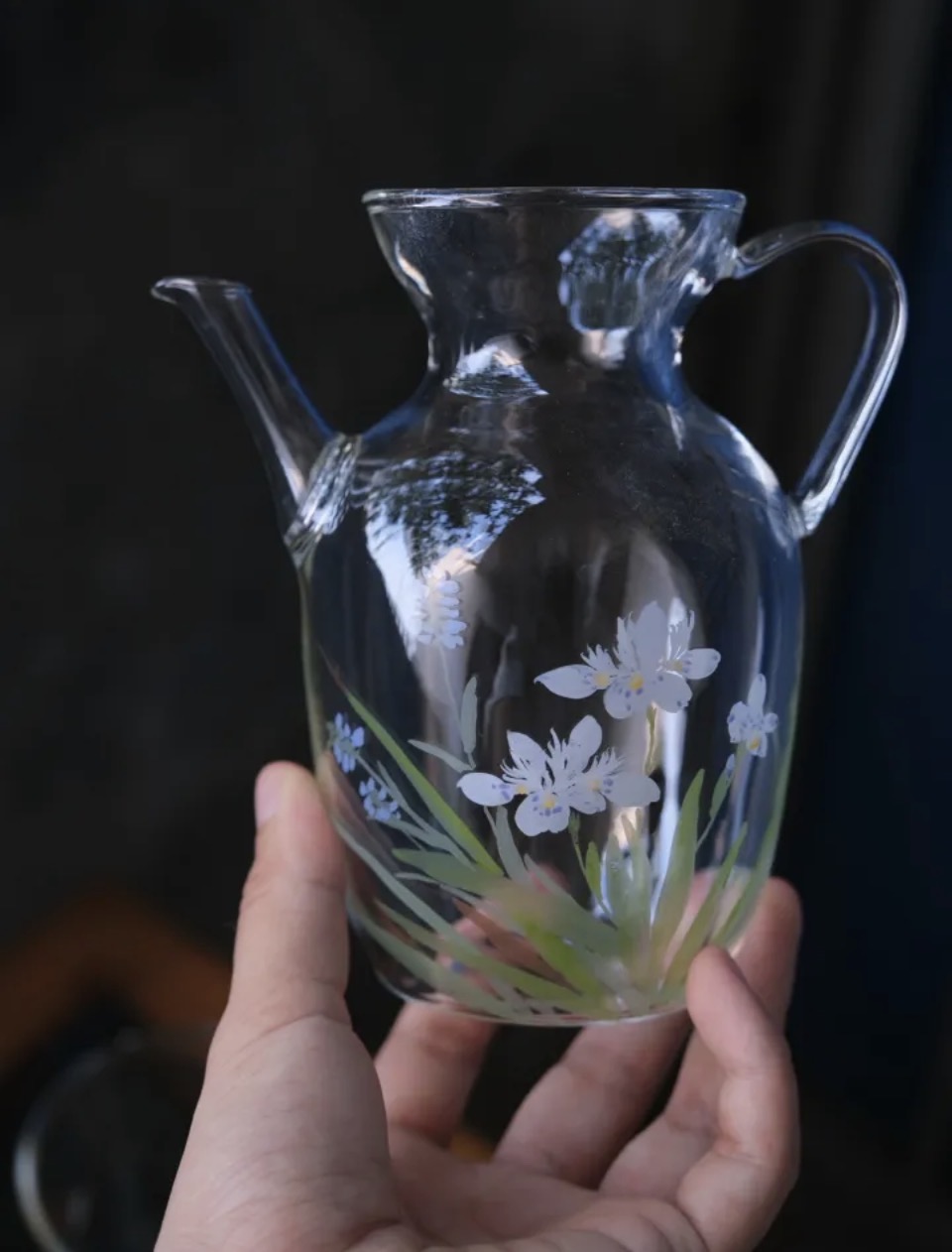 Iris Pitcher